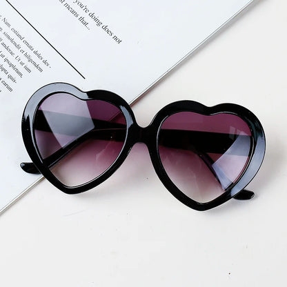 Lunette colorée avec un design en forme de coeur pour enfant