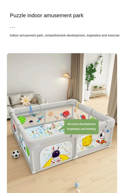 Parc de jeux pour bébé avec décor planètes