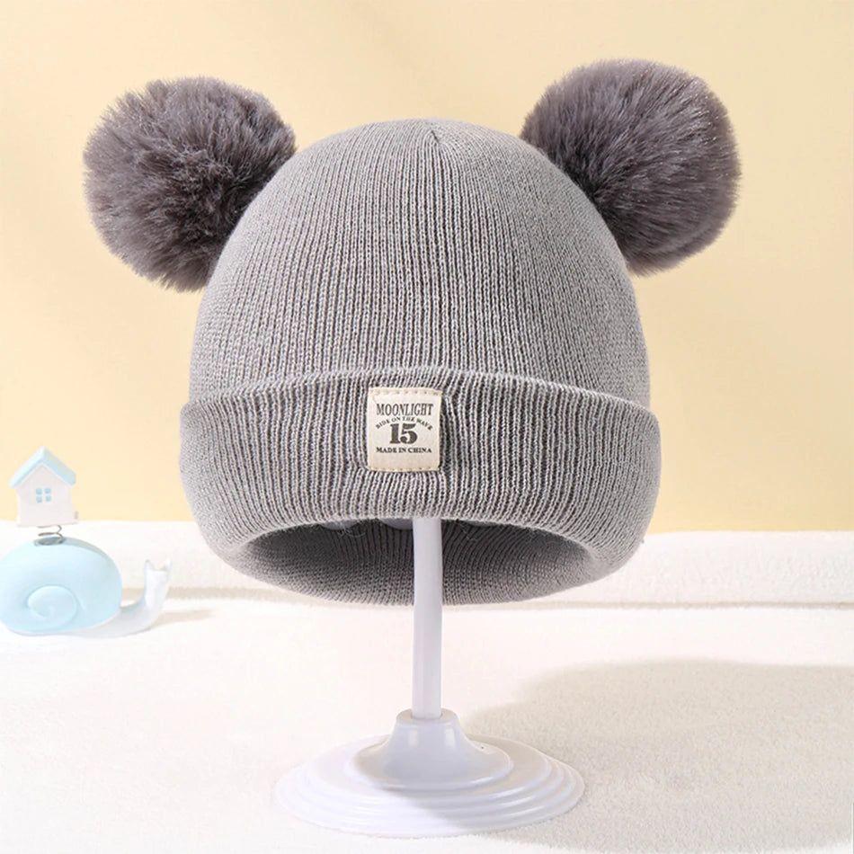 Bonnet bébé avec oreilles d'ours