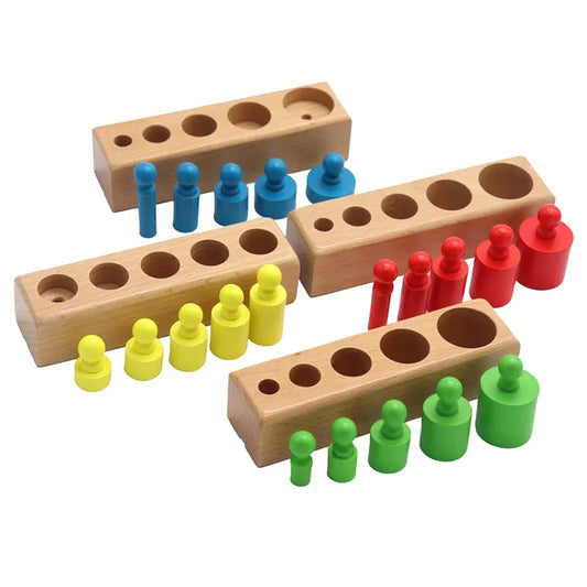 Jeux éducatifs montessori avec cylindres