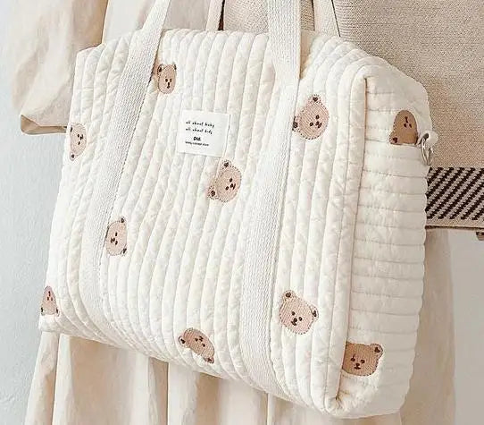 Sac à langer brodé et matelassé grand modèle pour bébé