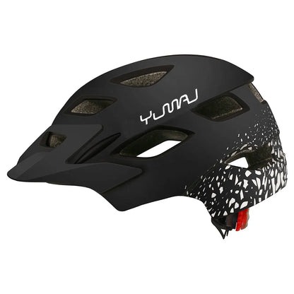 Casque de vélo avec des imprimés pour enfants